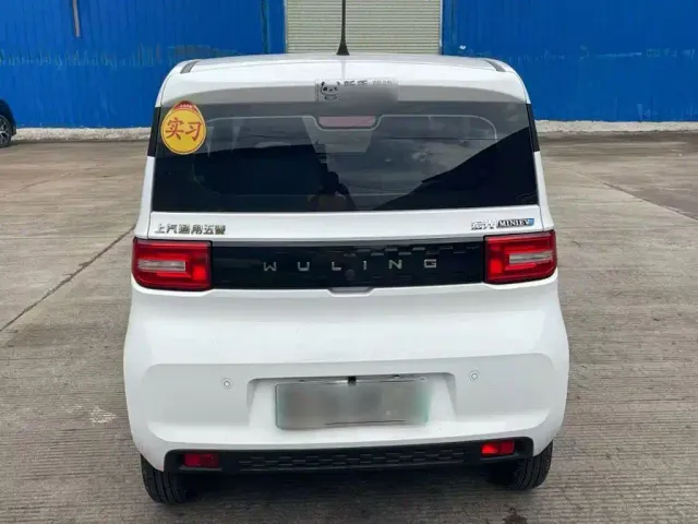 Wuling Hongguang Mini EV — Фото автомобиля 9