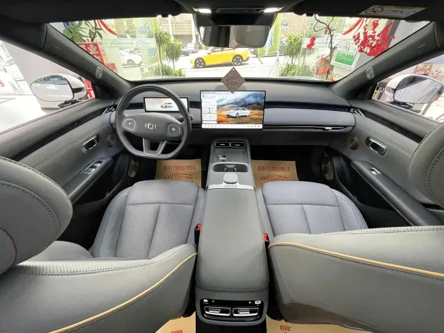 Changan Qiyuan A06 — Фото автомобиля 7