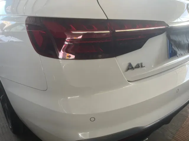 Audi A4L — Фото автомобиля 7