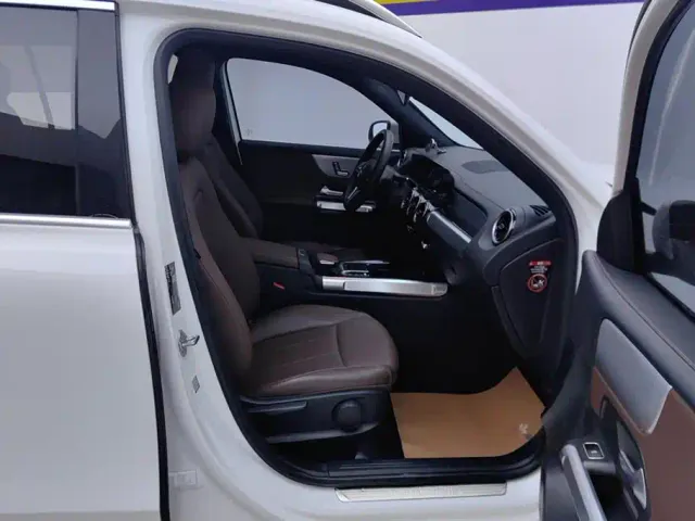 Mercedes-Benz GLB-Class — Фото автомобиля 8