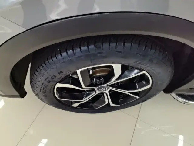 BYD Yuan PLUS — Фото автомобиля 22