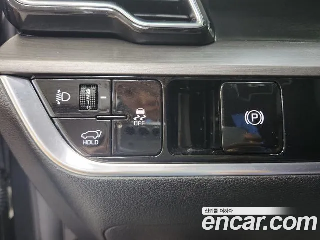 Kia Sportage Sportage 5-е поколение Бензин 1.6 турбо 2WD — Фото автомобиля 10