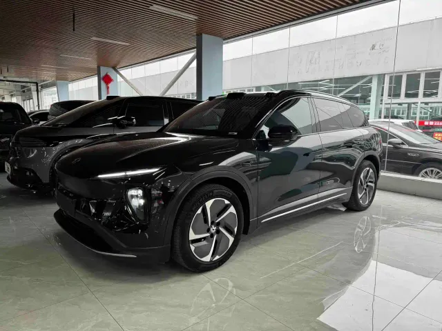 Фотография автомобиля — Nio ES6