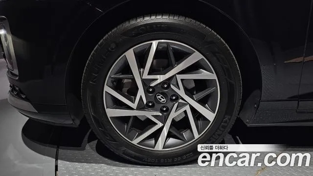 Hyundai Grandeur GN7 — Фото автомобиля 5
