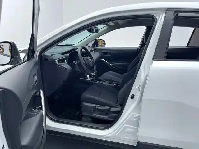 Toyota Corolla Cross — Фото автомобиля 12