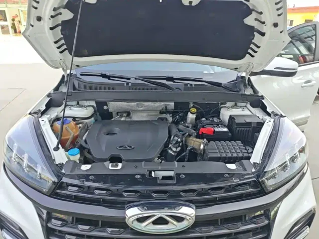 Chery Tiggo 8 — Фото автомобиля 19
