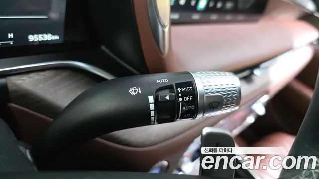Genesis G90 Бензин 3.5 турбо AWD — Фото автомобиля 21