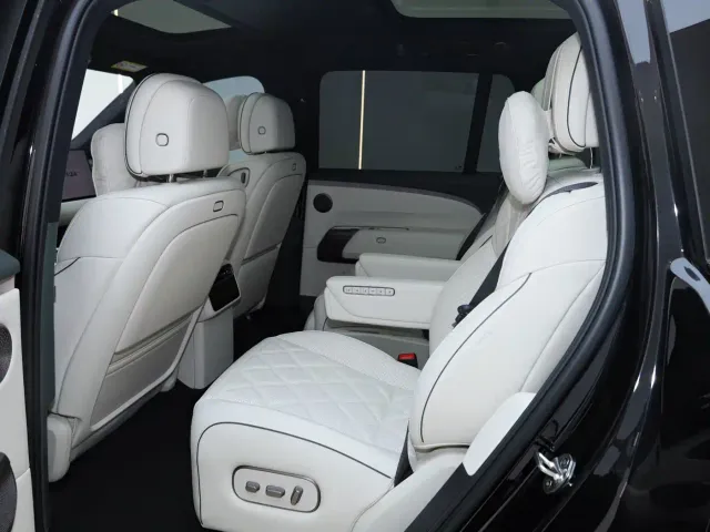 Li Auto L9 — Фото автомобиля 9