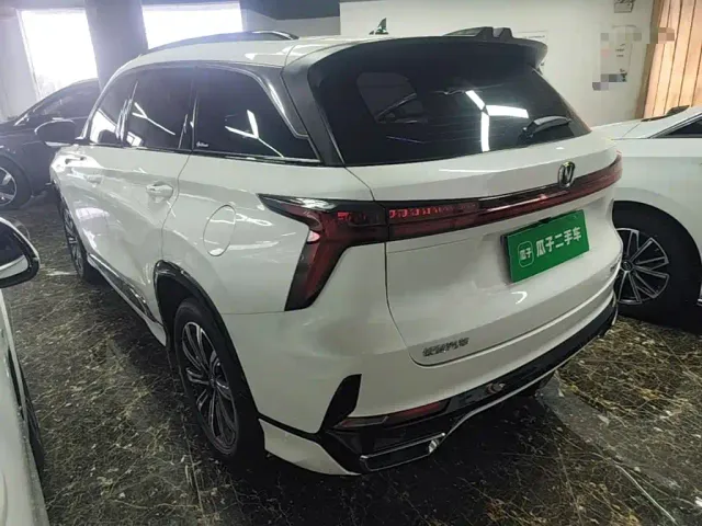 Changan CS75 Plus — Фото автомобиля 4