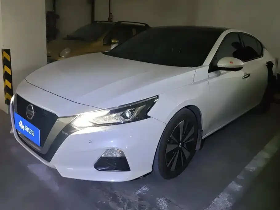 Фотография автомобиля — Nissan Teana