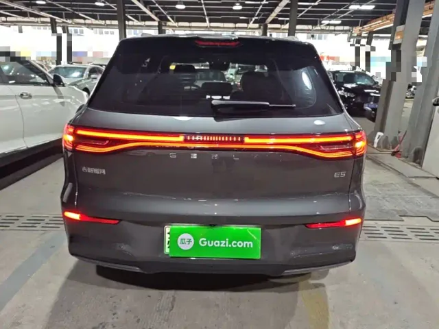 Geely Galaxy E5 — Фото автомобиля 3
