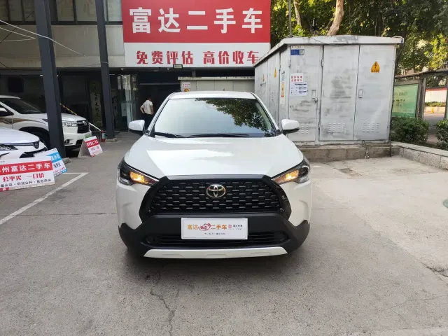 Toyota Corolla Cross 2024 2.0L Smart Hybrid Dual Engine Pioneer Edition — Фото автомобиля 2
