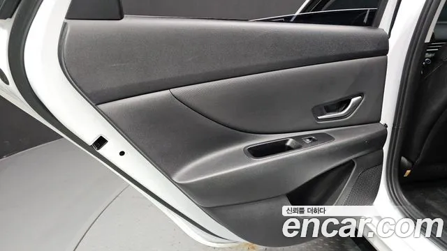 Hyundai Avante CN7 — Фото автомобиля 14