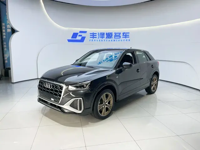 Фотография автомобиля — Audi Q2L