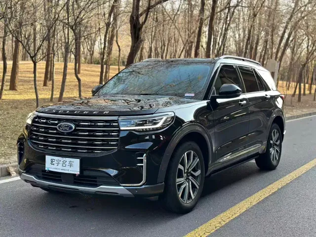Фотография автомобиля — Ford Explorer