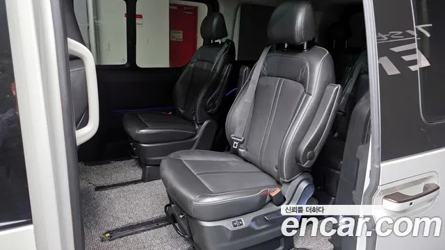 Hyundai Staria Staria 4WD Lounge 9 мест — Фото автомобиля 11