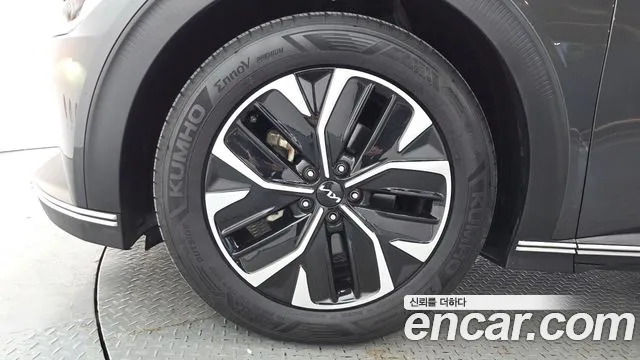 Kia EV6 — Фото автомобиля 5