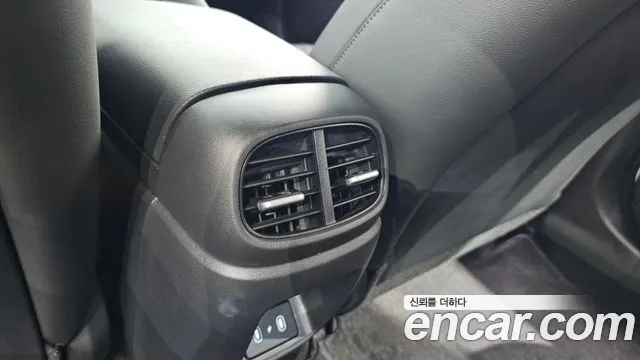 Hyundai Avante CN7 — Фото автомобиля 30