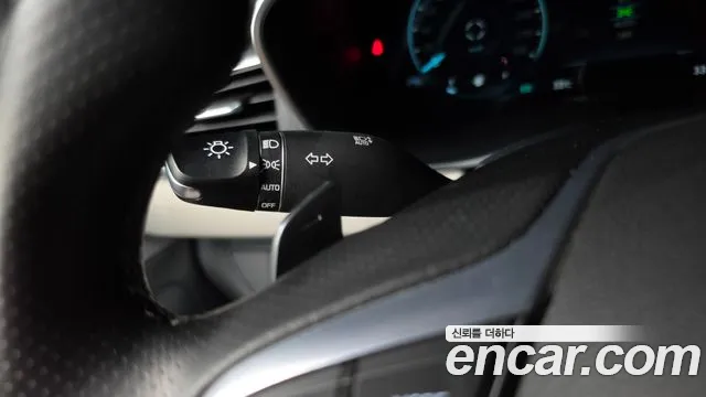 Genesis G70 — Фото автомобиля 24