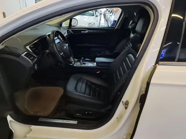 Ford Mondeo — Фото автомобиля 14