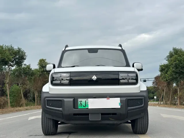 Baojun Yep — Фото автомобиля 2