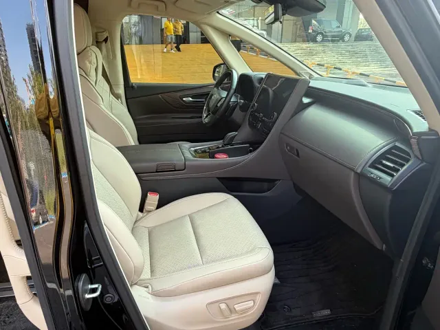 Toyota Alphard — Фото автомобиля 7