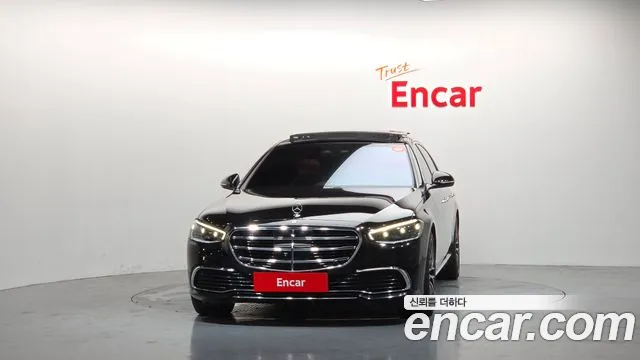 Mercedes-Benz S-Class — Фото автомобиля 3