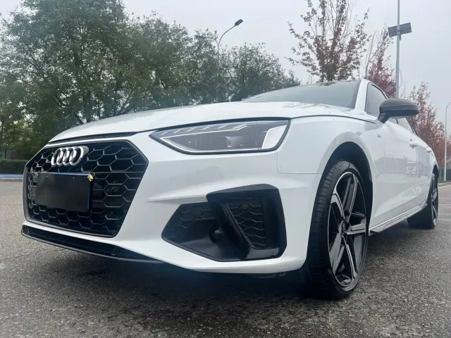 Audi A4L — Фото автомобиля 4