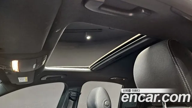Mercedes-Benz E-Class — Фото автомобиля 18