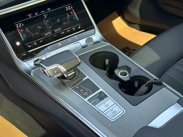 Audi A6 — Фото автомобиля 13