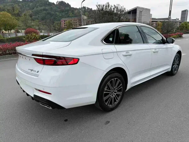 Geely Xingrui — Фото автомобиля 12