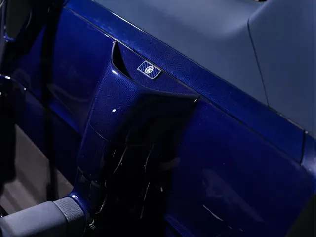 Ferrari SF90 2021 3.9T V8 Spider — Фото автомобиля 30