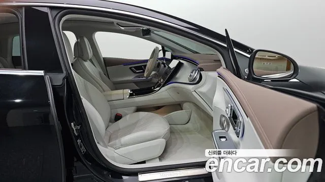 Mercedes-Benz EQE V295 — Фото автомобиля 25