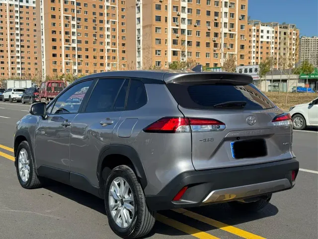 Toyota Corolla Cross — Фото автомобиля 9