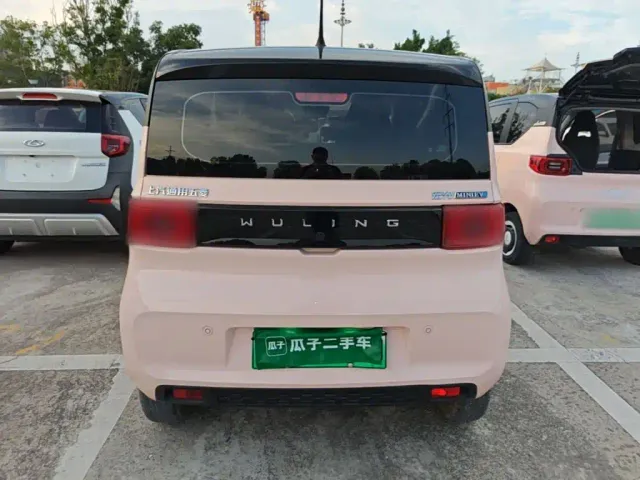 Wuling Hongguang Mini EV — Фото автомобиля 5