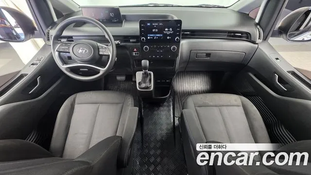 Hyundai Staria — Фото автомобиля 10