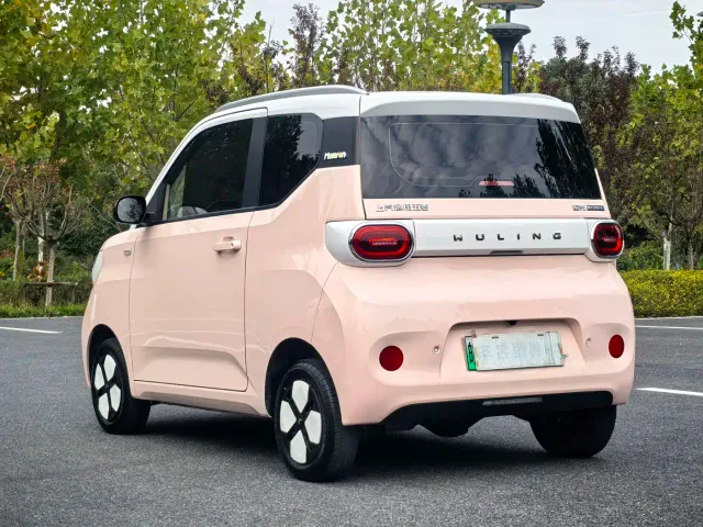Wuling Hongguang Mini EV — Фото автомобиля 17