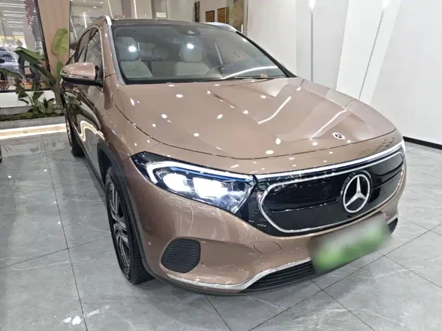 Mercedes-Benz EQA — Фото автомобиля 3