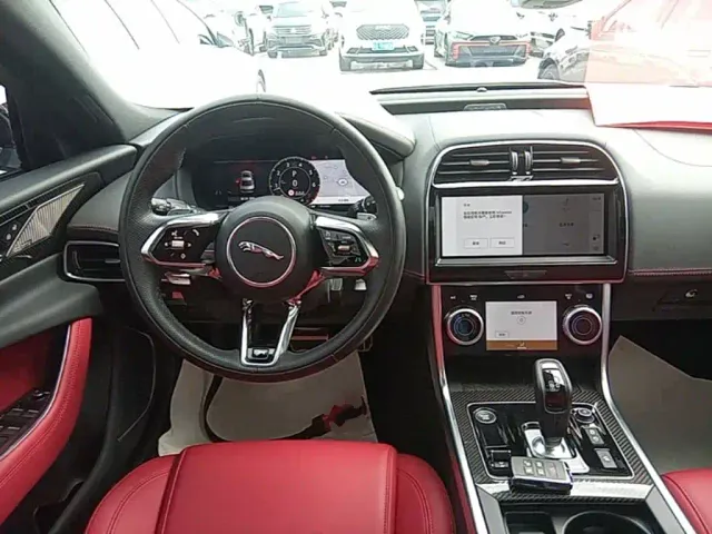 Jaguar XEL — Фото автомобиля 10