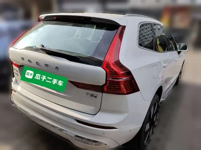 Volvo XC60 — Фото автомобиля 11