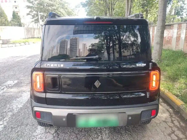Baojun Yep Plus — Фото автомобиля 5