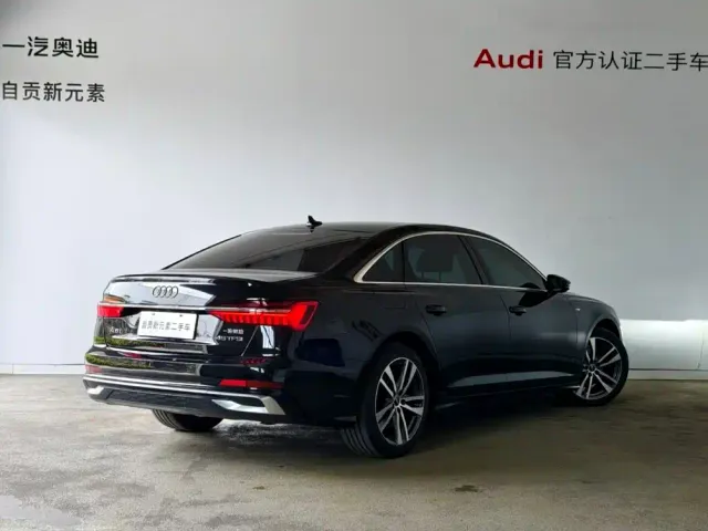 Audi A6L — Фото автомобиля 3