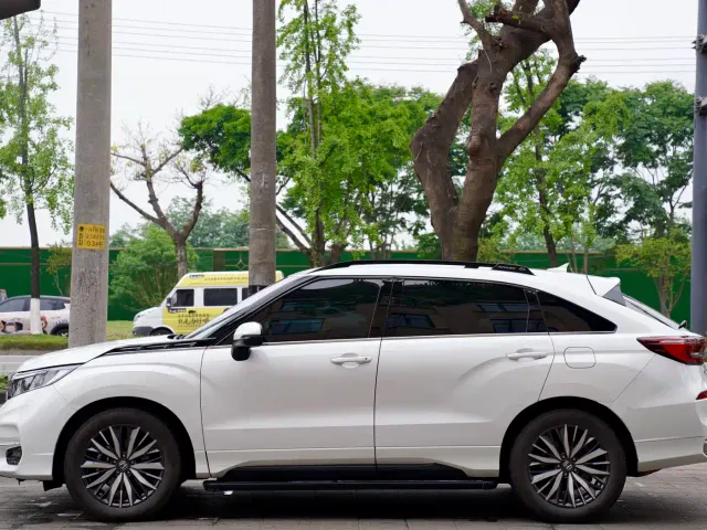 Honda Avancier — Фото автомобиля 2
