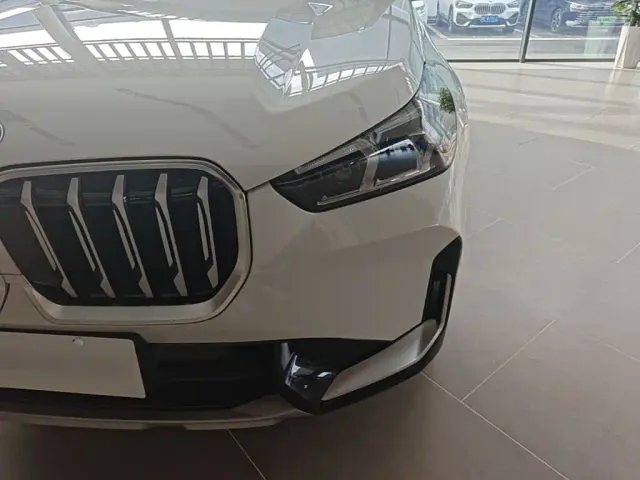BMW X1 — Фото автомобиля 23