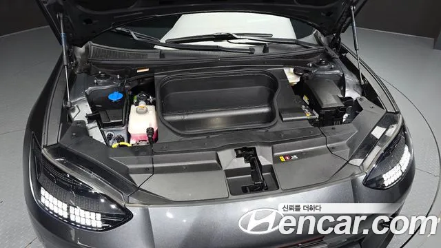 Hyundai Ioniq 6 — Фото автомобиля 9