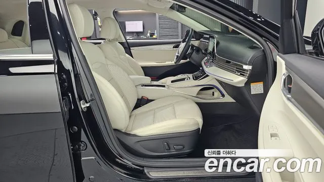 Hyundai Grandeur (New) Hybrid — Фото автомобиля 26