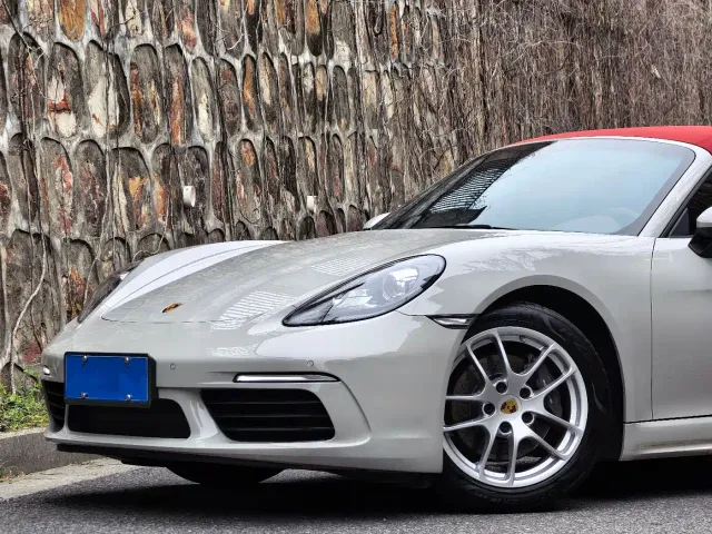 Porsche 718 — Фото автомобиля 2