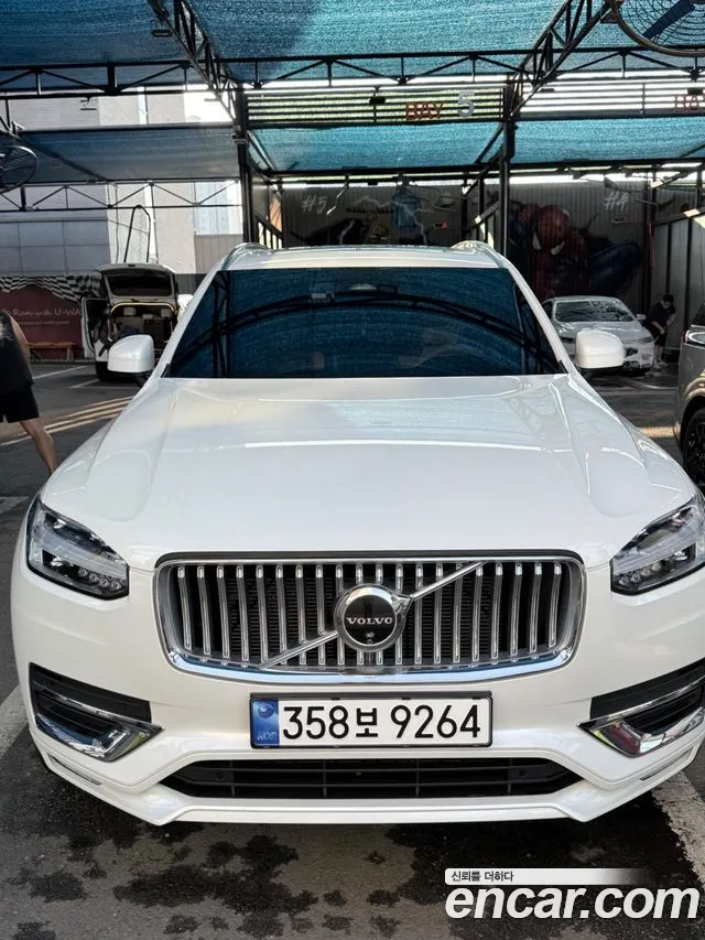 Фотография автомобиля — Volvo XC90 Generation 2