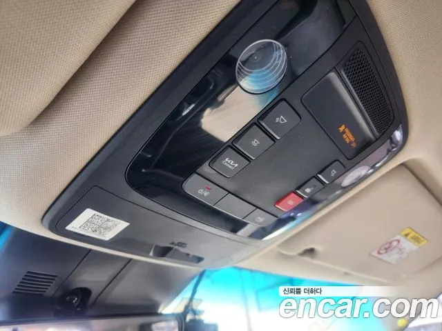 Kia Carnival Generation 4 — Фото автомобиля 18