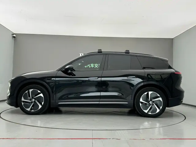 Nio ES6 — Фото автомобиля 4